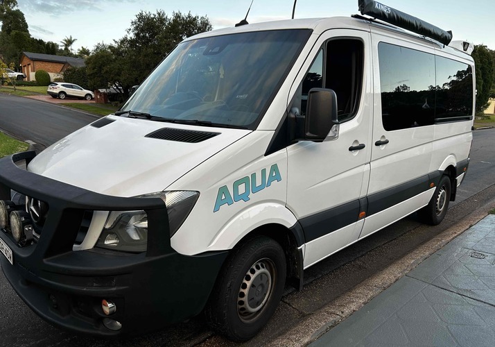 Image of a Campervan - Image 0