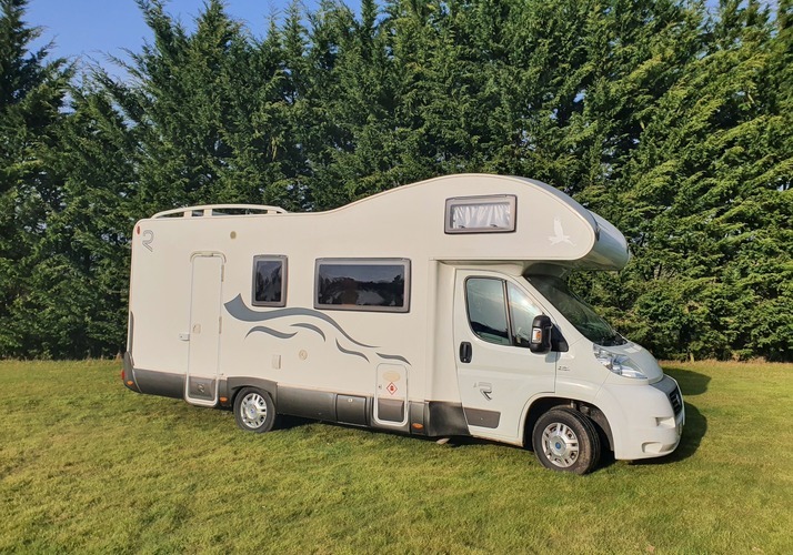 Image of a Motorhome - Image 0