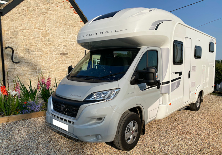 Image of a Motorhome - Image 0