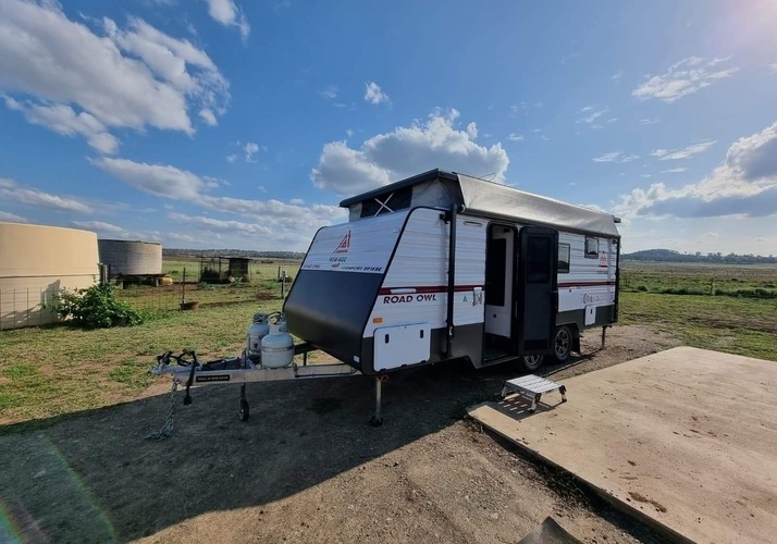 Image of a Caravan - Image 0
