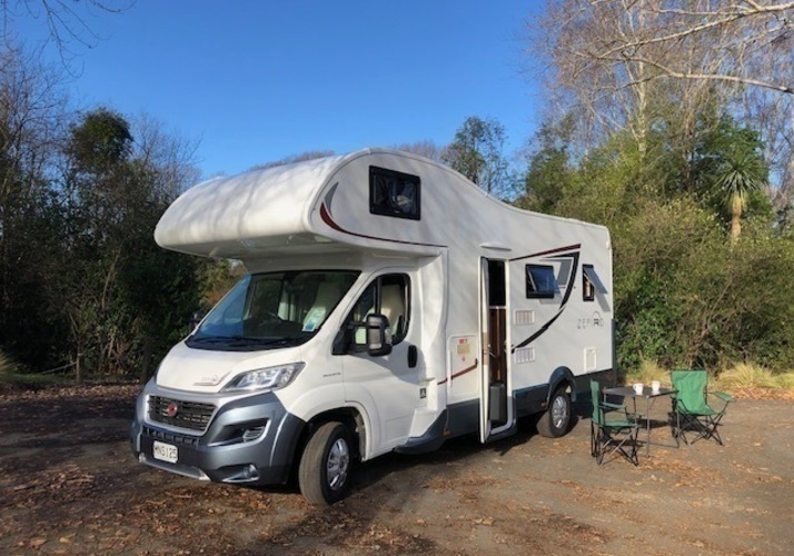 Image of a Motorhome - Image 0