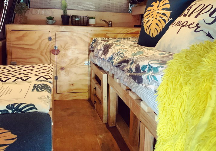 Image of a Campervan - Image 0