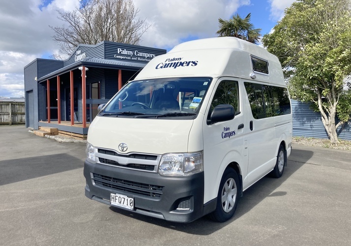 Image of a Campervan - Image 0
