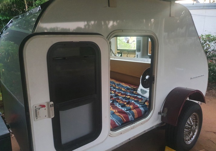 Image of a Caravan - Image 0