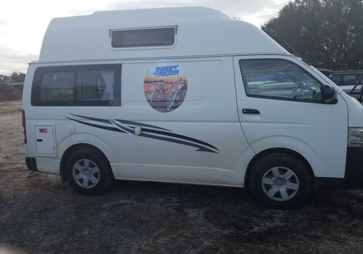 Image of a Campervan - Image 0