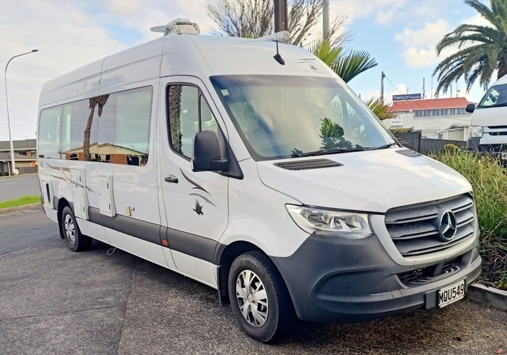 Image of a Campervan - Image 0