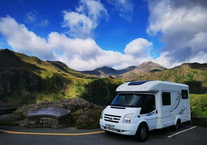 Image of a Motorhome - Image 0