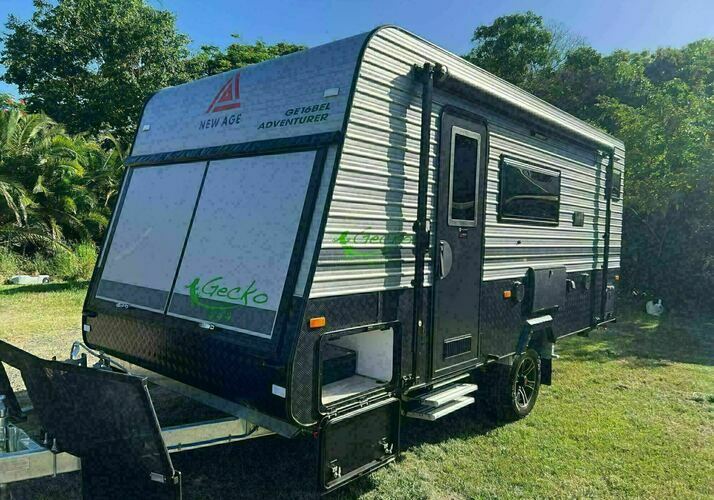 Image of a Caravan - Image 0
