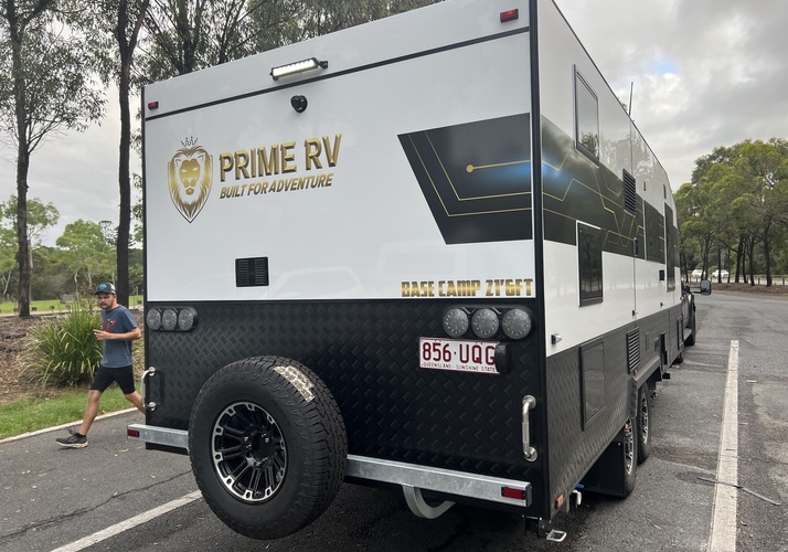 Image of a Caravan - Image 0