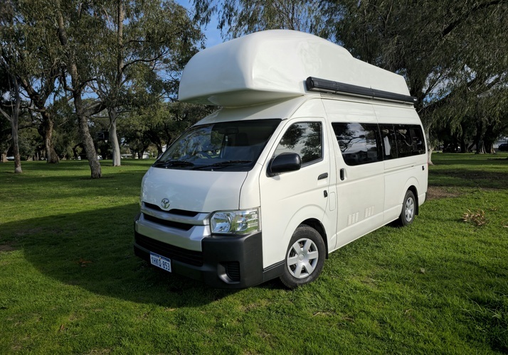 Image of a Campervan - Image 0