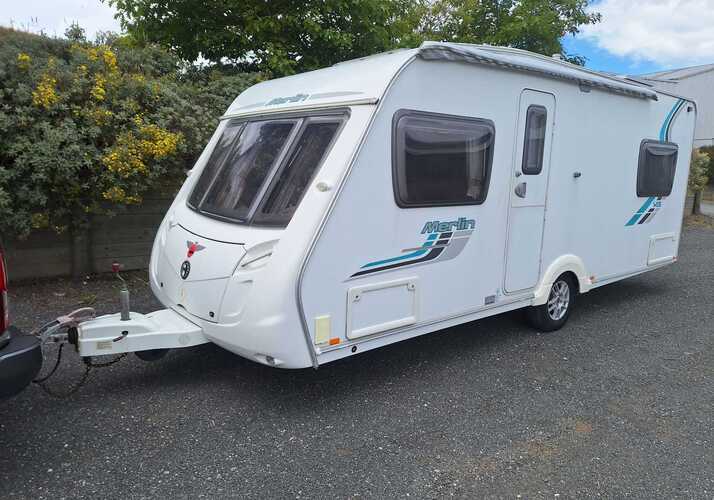 Image of a Caravan - Image 0