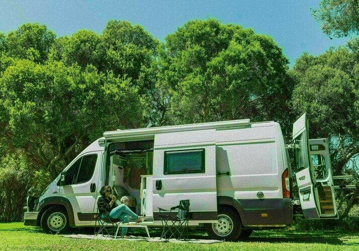 Image of a Motorhome - Image 0