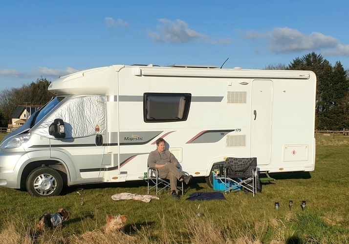 Image of a Motorhome - Image 0