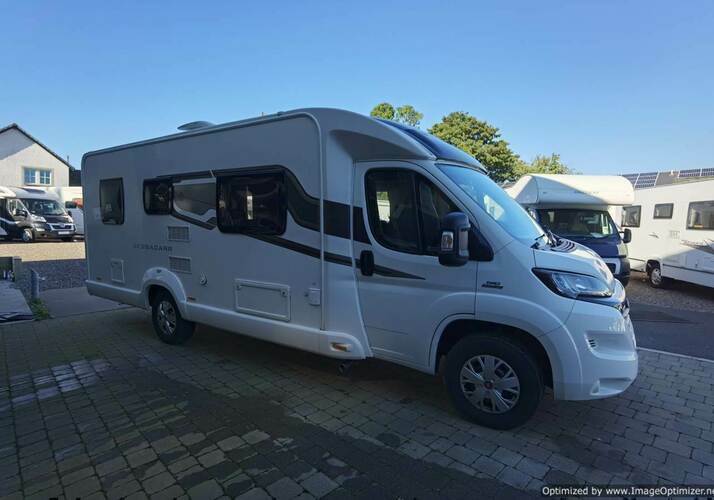 Image of a Motorhome - Image 0