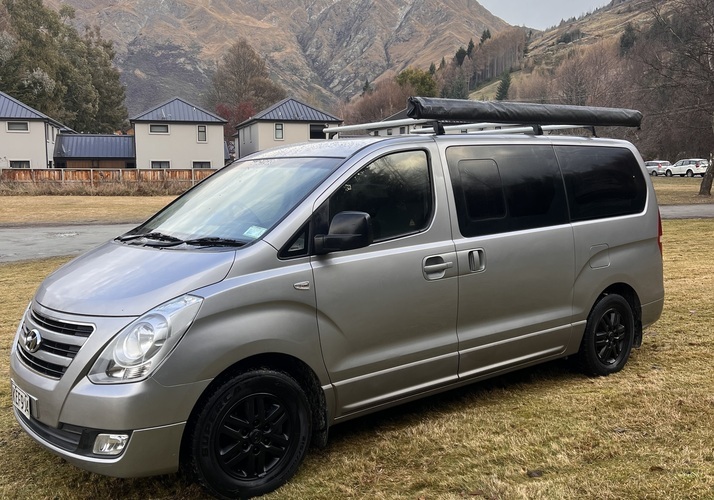 Image of a Campervan - Image 0