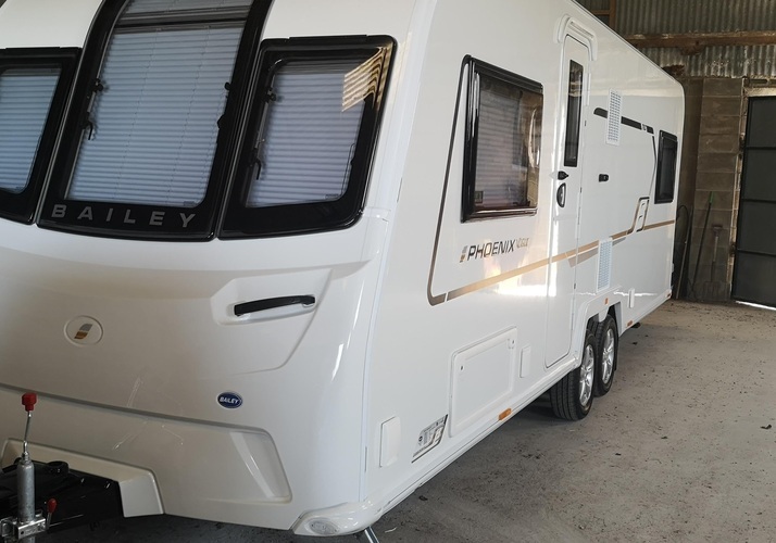 Image of a Caravan - Image 0