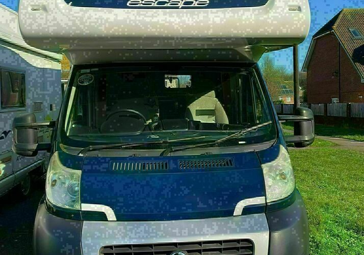 Image of a Motorhome - Image 0