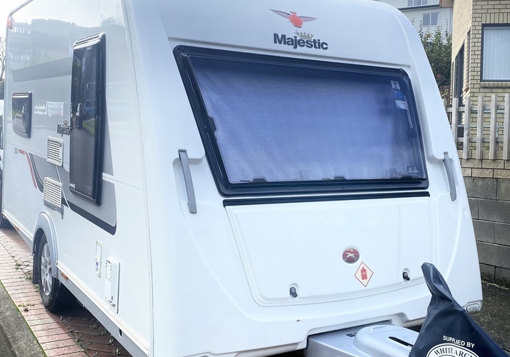 Image of a Caravan - Image 0