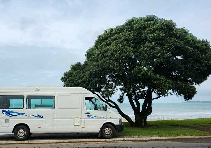 Image of a Motorhome - Image 0