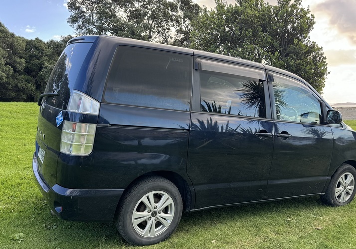 Image of a Campervan - Image 0