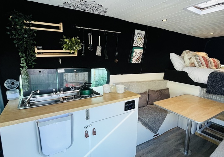 Image of a Campervan - Image 0