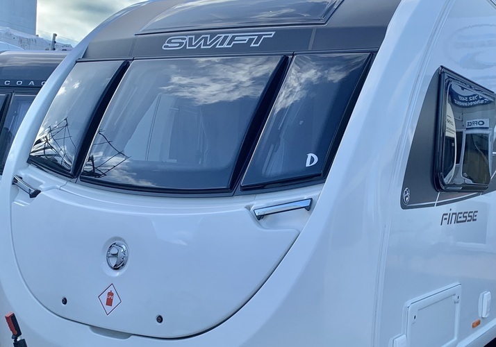 Image of a Caravan - Image 0