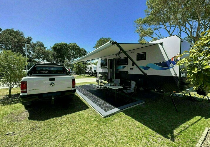 Image of a Caravan - Image 0