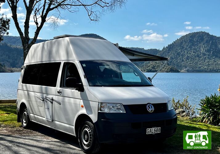 Image of a Campervan - Image 0