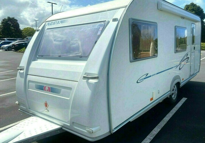 Image of a Caravan - Image 0