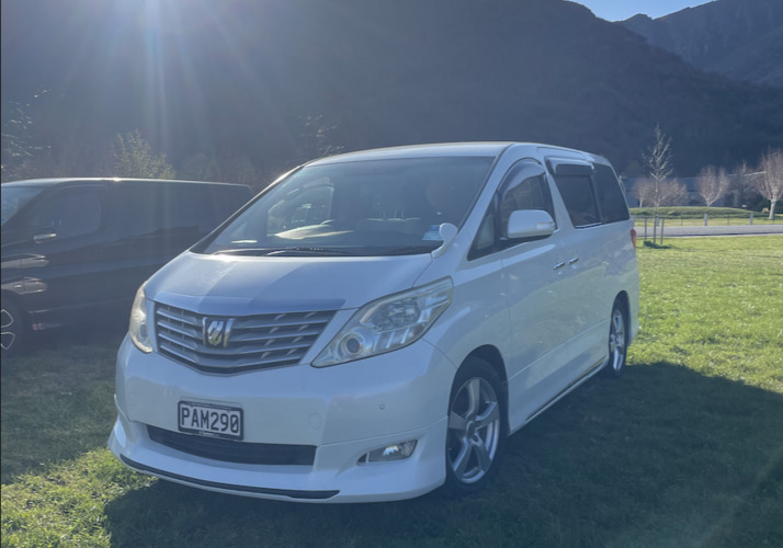 Image of a Campervan - Image 0