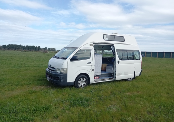 Image of a Campervan - Image 0