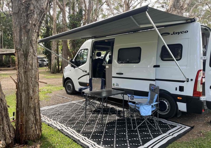 Image of a Motorhome - Image 0