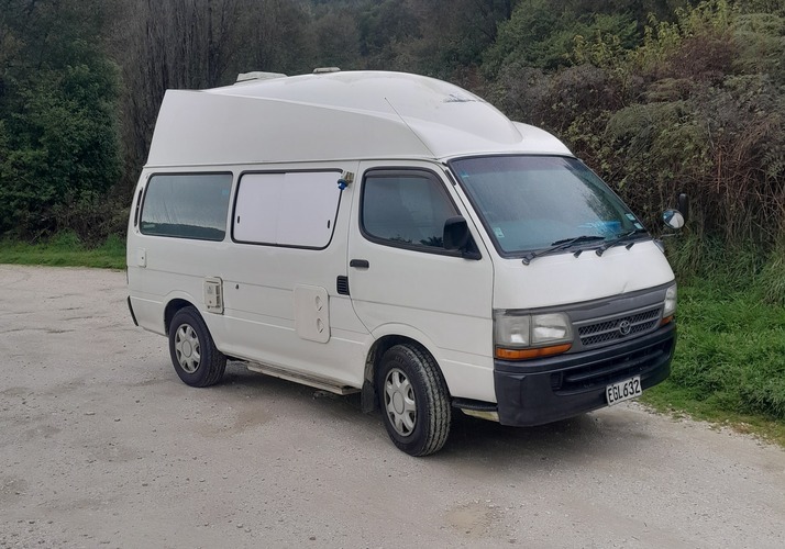 Image of a Campervan - Image 0