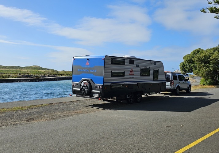 Image of a Caravan - Image 0