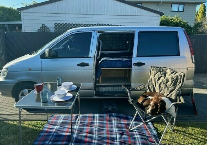 Image of a Campervan - Image 0