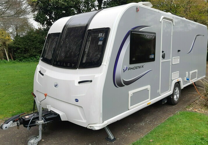 Image of a Caravan - Image 0