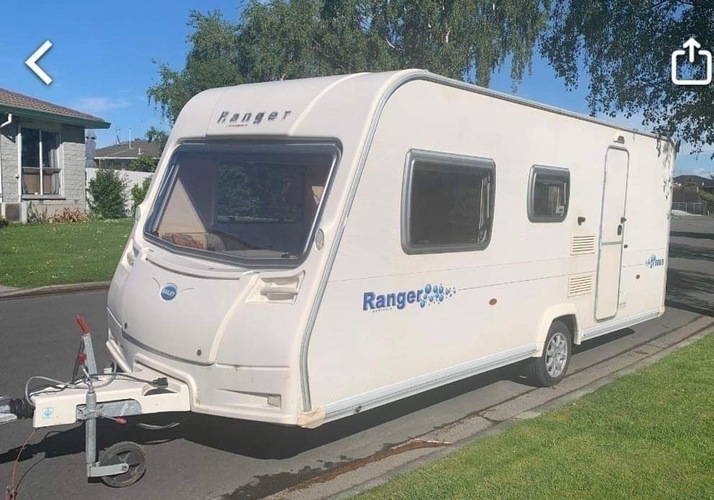 Image of a Caravan - Image 0