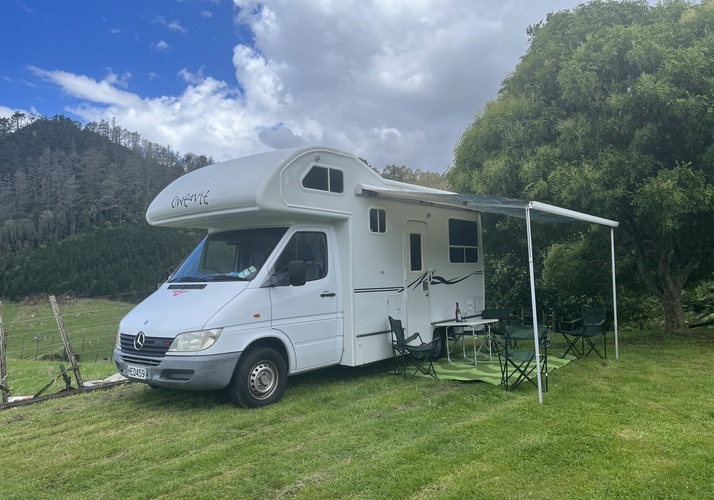 Image of a Motorhome - Image 0