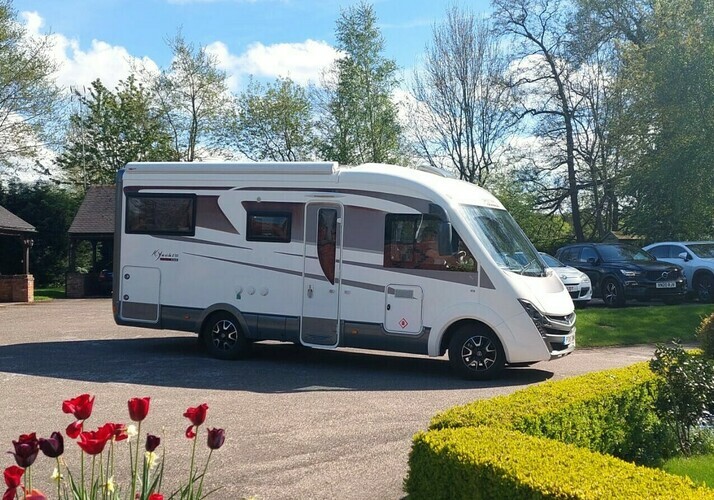 Image of a Motorhome - Image 0