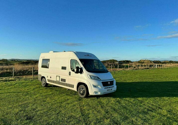 Image of a Motorhome - Image 0