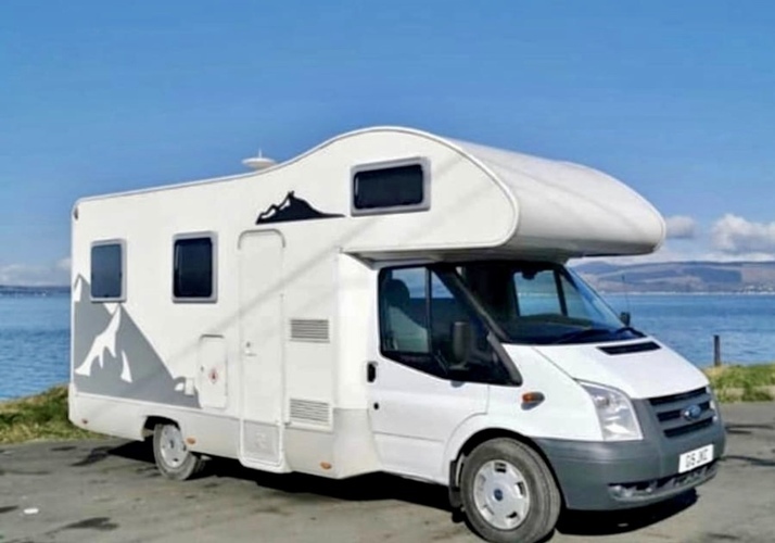 Image of a Motorhome - Image 0