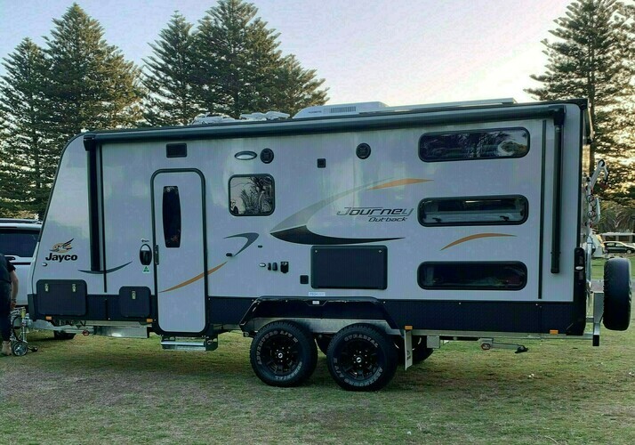 Image of a Caravan - Image 0