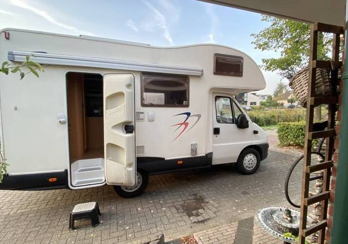 Afbeelding van een Motorhome - Afbeelding 0