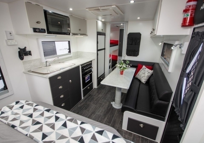 Image of a Caravan - Image 0