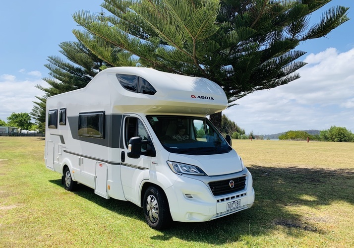 Image of a Motorhome - Image 0