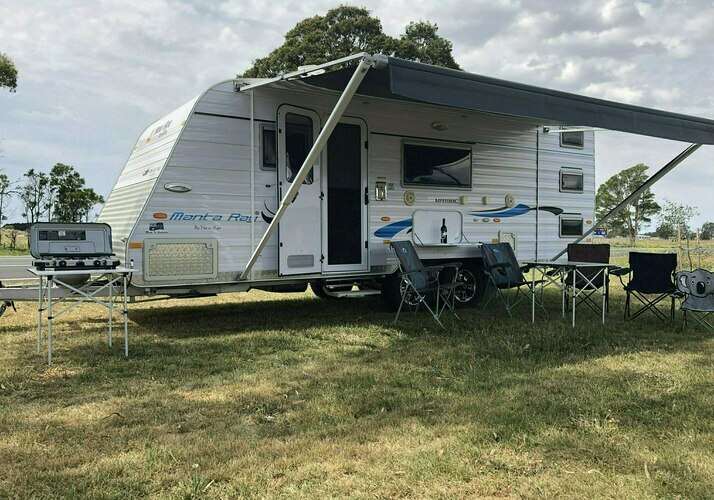 Image of a Caravan - Image 0