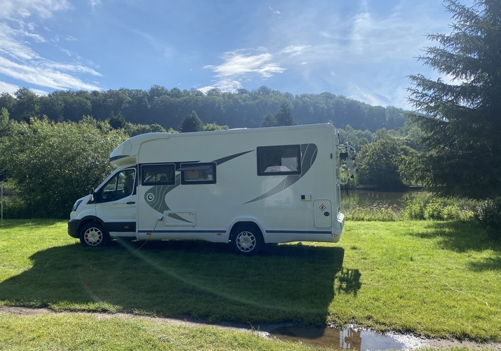 Image of a Motorhome - Image 0