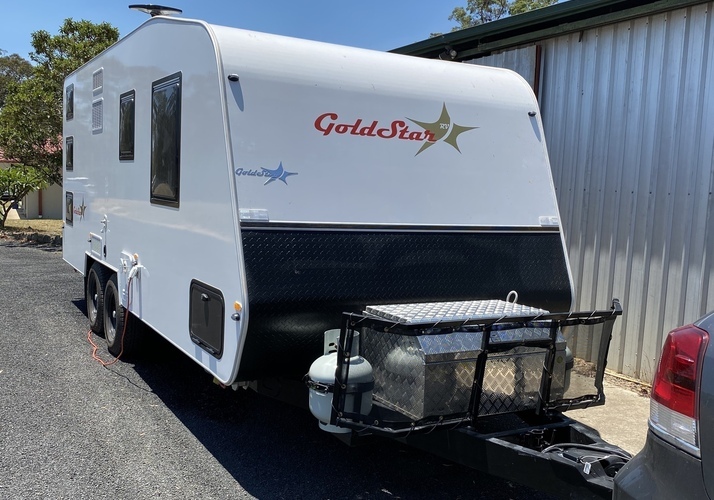 Image of a Caravan - Image 0