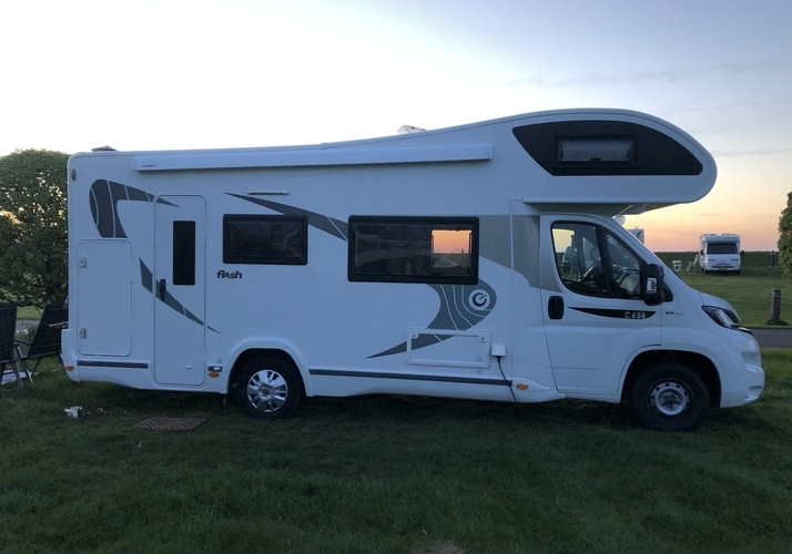 Afbeelding van een Motorhome - Afbeelding 0