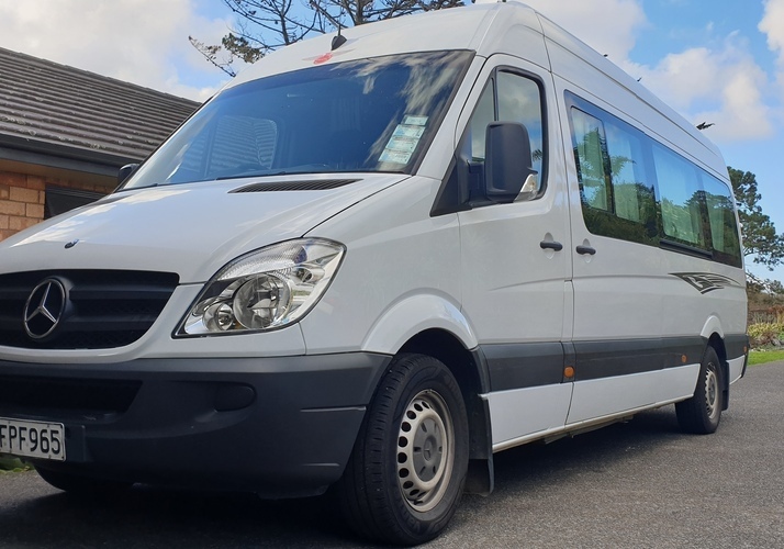 Image of a Motorhome - Image 0